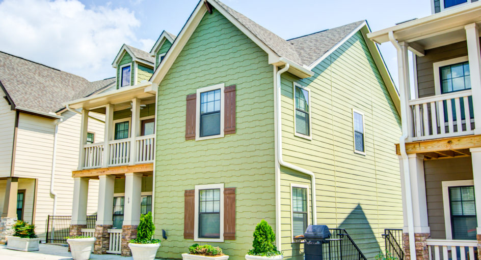 Aspen Heights 2-story Cottage building in green