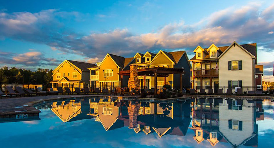 Aspen Heights Cottages in a row in Statesboro, GA